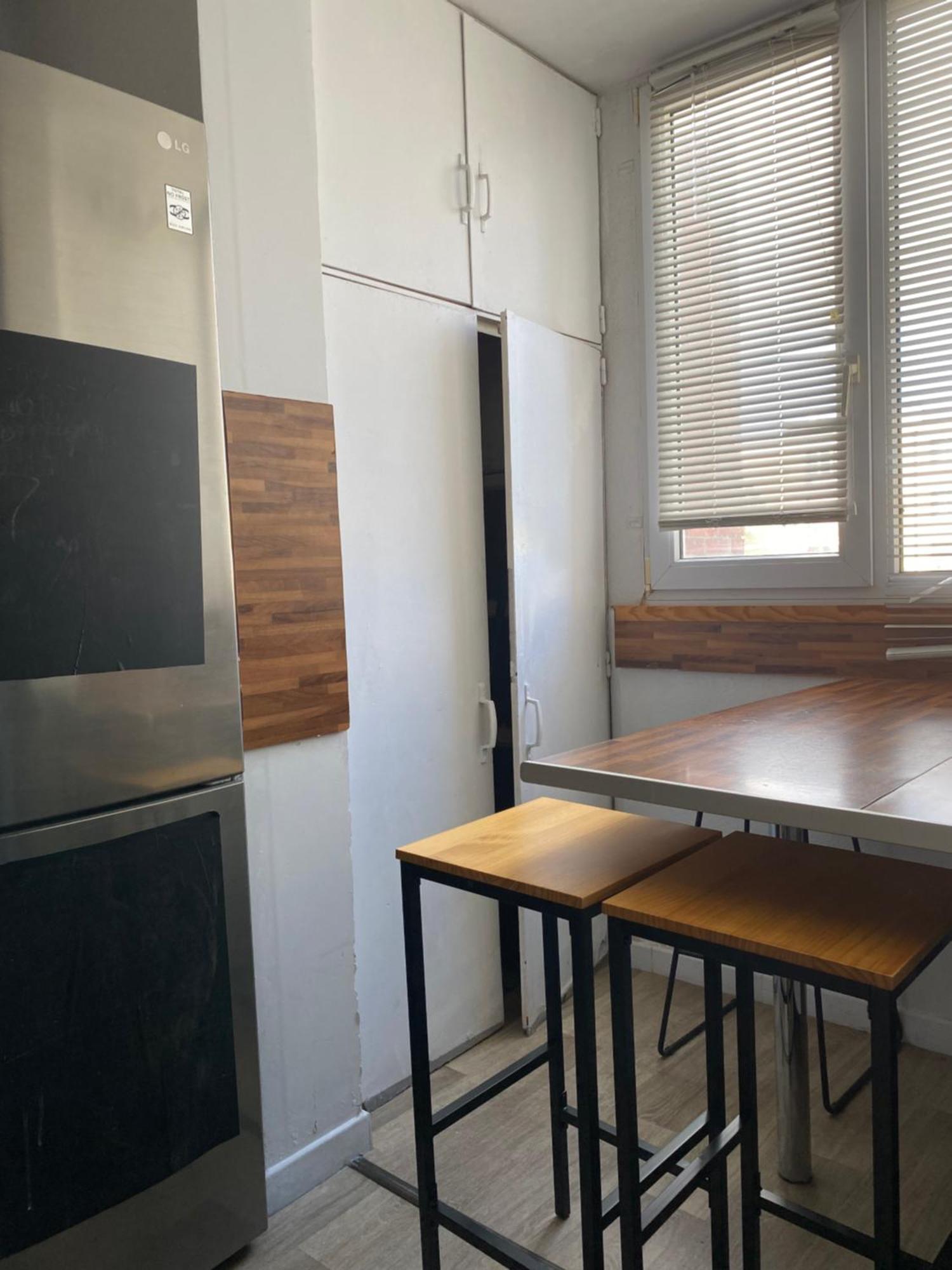 Bel Appartement Spacieux ,Convivial De 3 Chambres Avec Parking Prive Secure Caen Eksteriør bilde