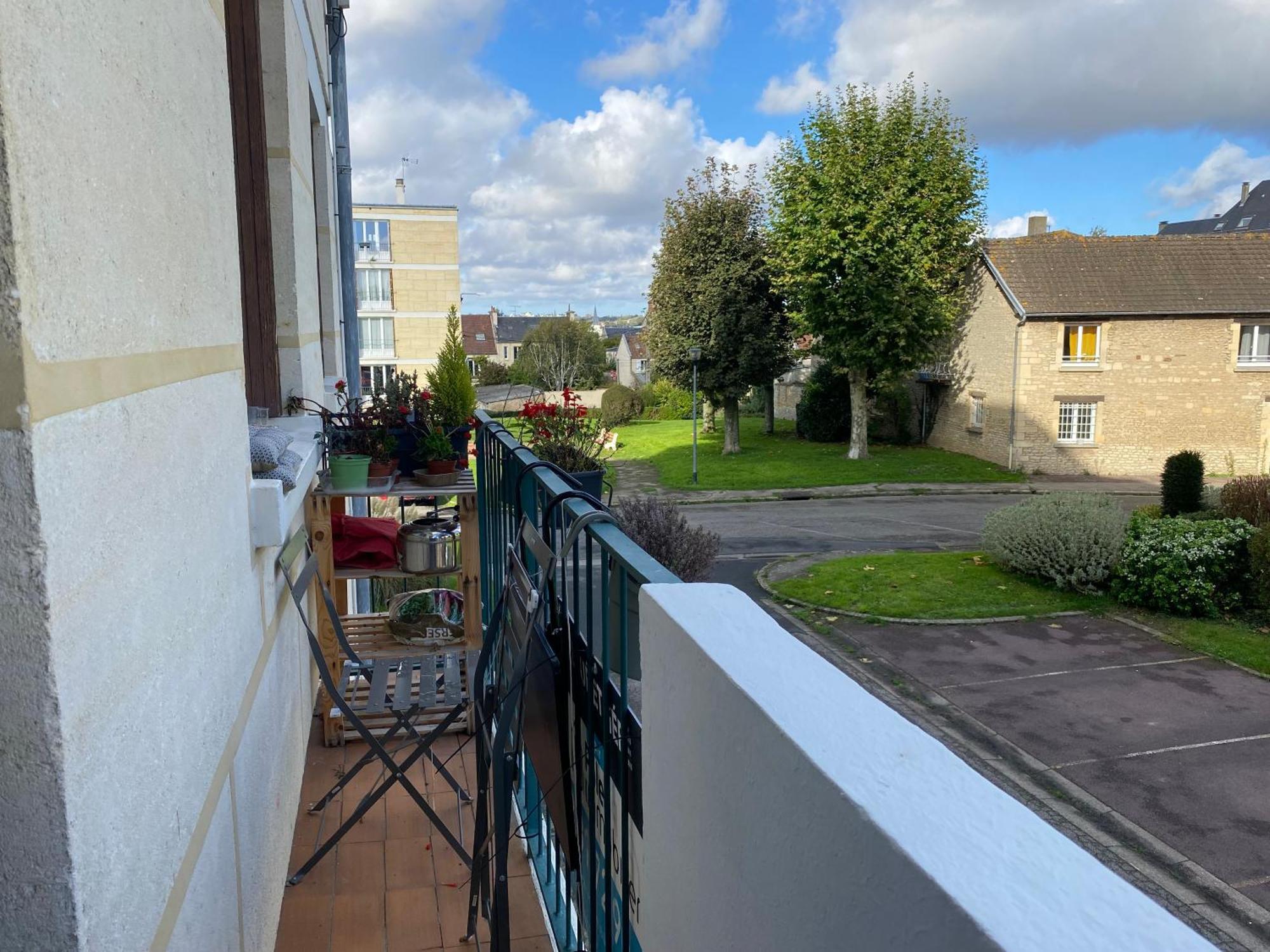 Bel Appartement Spacieux ,Convivial De 3 Chambres Avec Parking Prive Secure Caen Eksteriør bilde