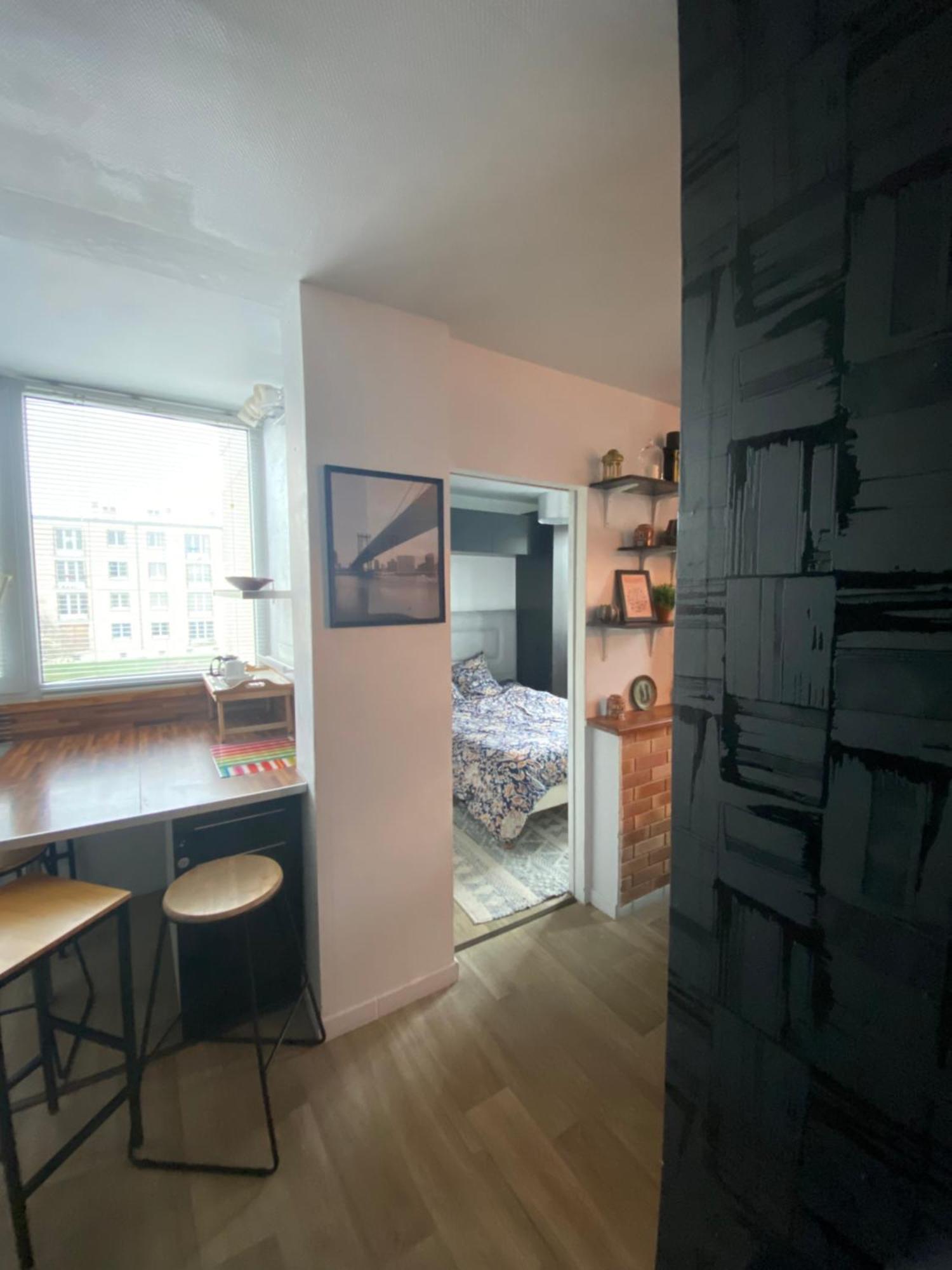 Bel Appartement Spacieux ,Convivial De 3 Chambres Avec Parking Prive Secure Caen Eksteriør bilde