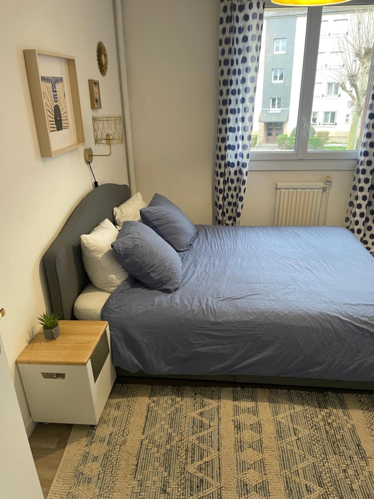 Bel Appartement Spacieux ,Convivial De 3 Chambres Avec Parking Prive Secure Caen Eksteriør bilde